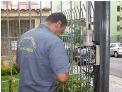 Consertos de Placas de Portões Eletrônicos na Vila Rio de Janeiro - Conserto de Portões de Ferro